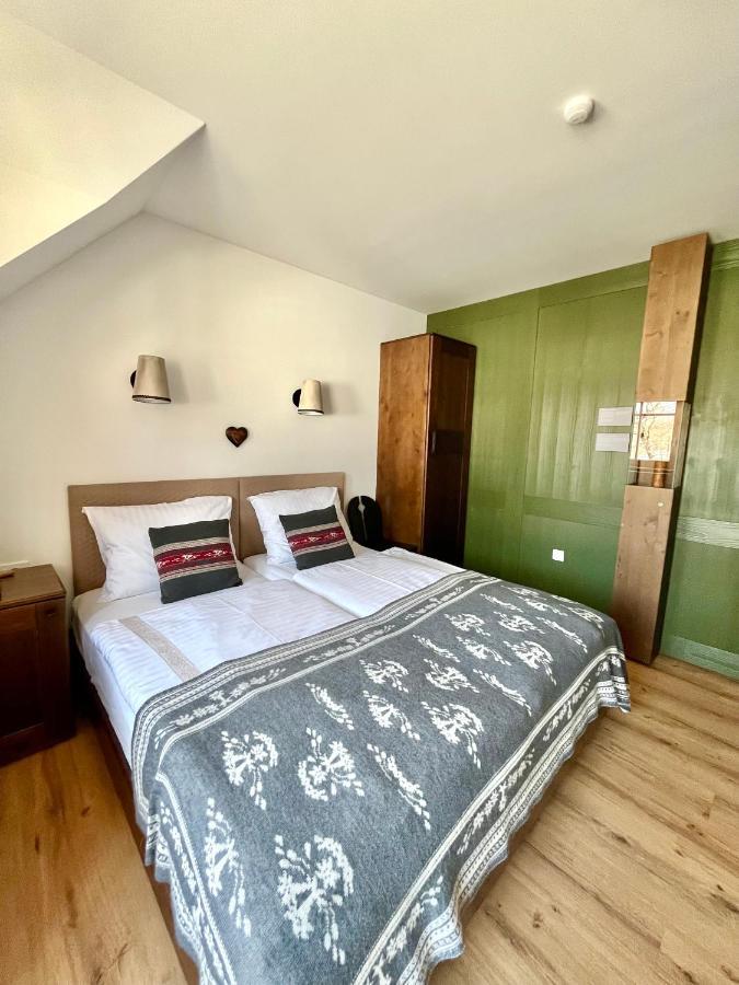 Guesthouse & Camping Danica Бохинь Экстерьер фото